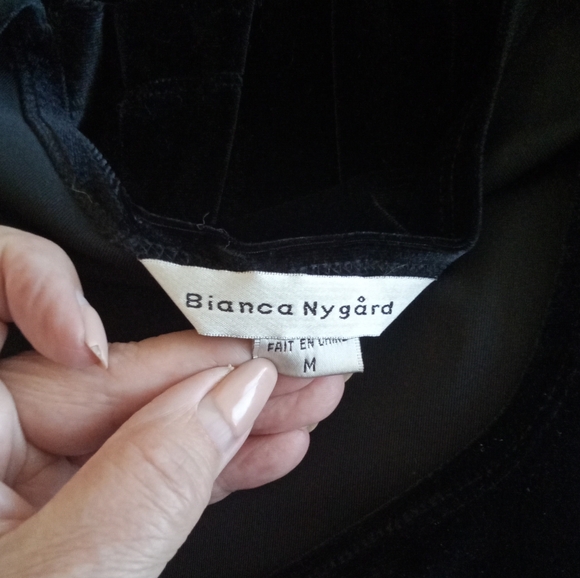 Bianca Nygard Black Stretch Velvet Top M/L - Picture 4 of 5